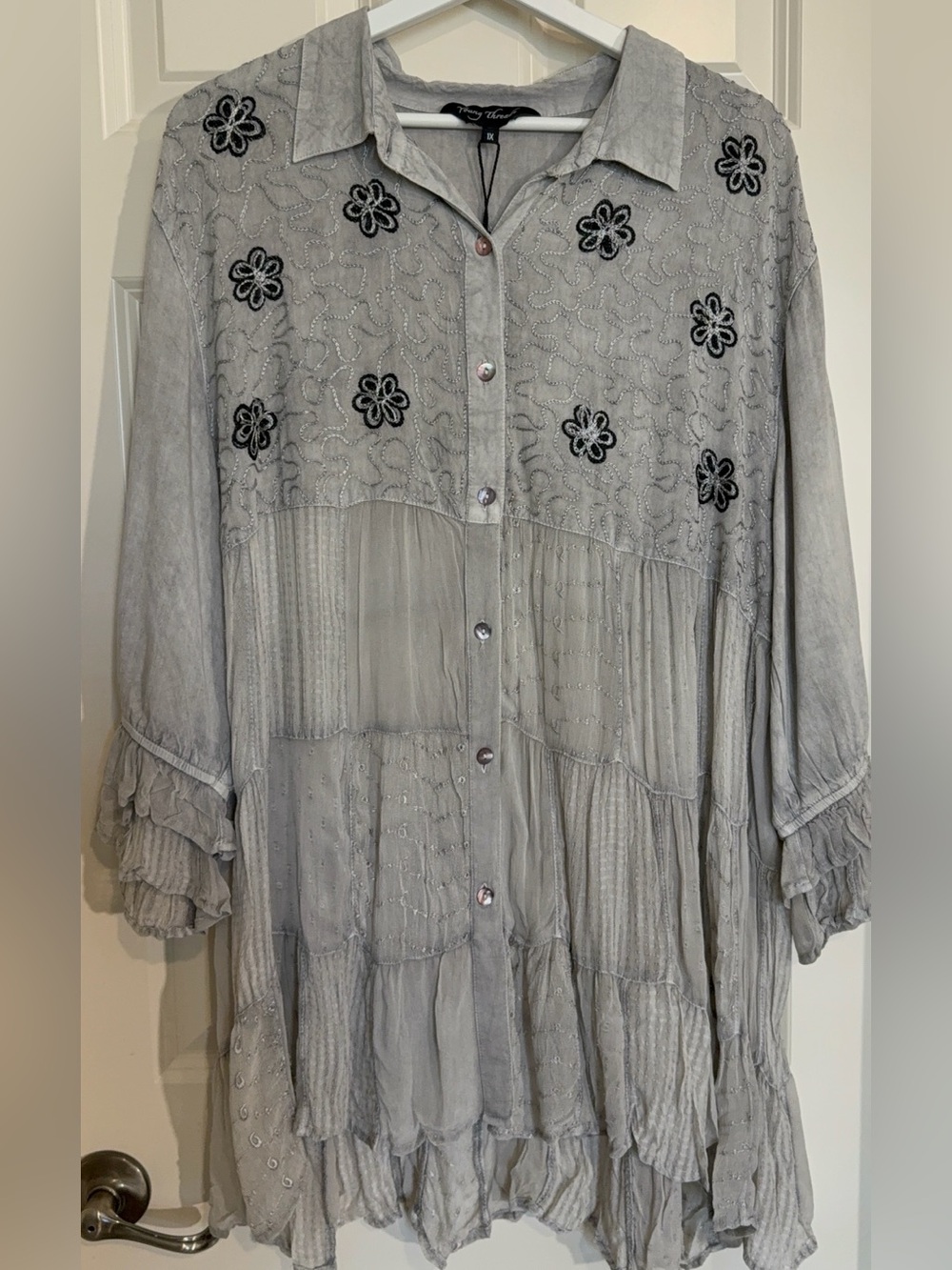 NWT Young Threads Embroidered Light Gray Tiered Button-Front Tunic Blouse